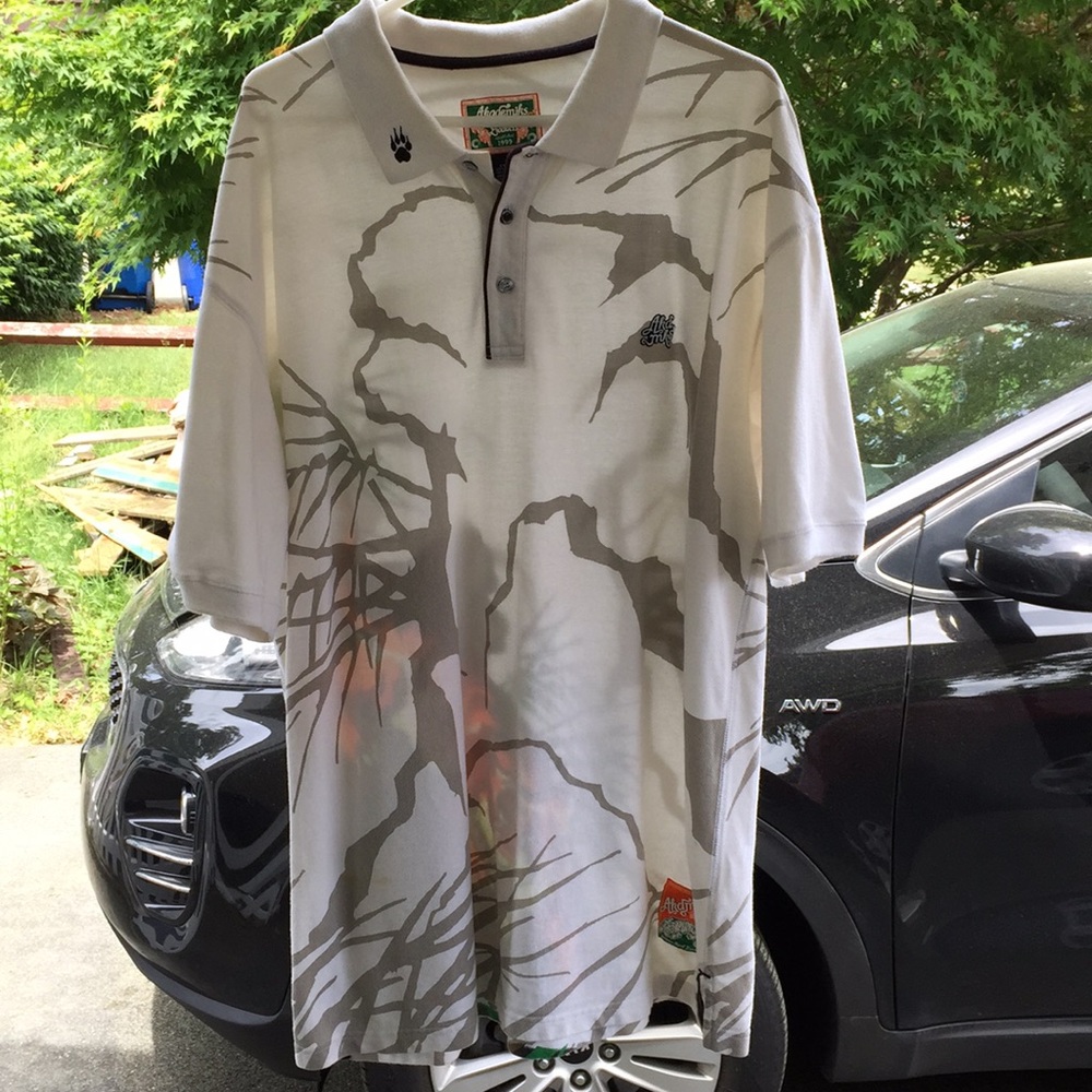 Men’s 2xl akademiks tiger theme polo shirt